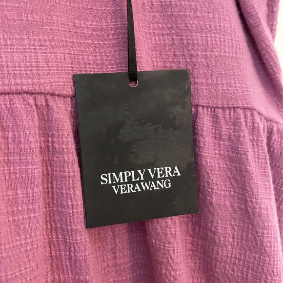 Simply vera vera Wang V-Cut shirt - Picture 4 of 9